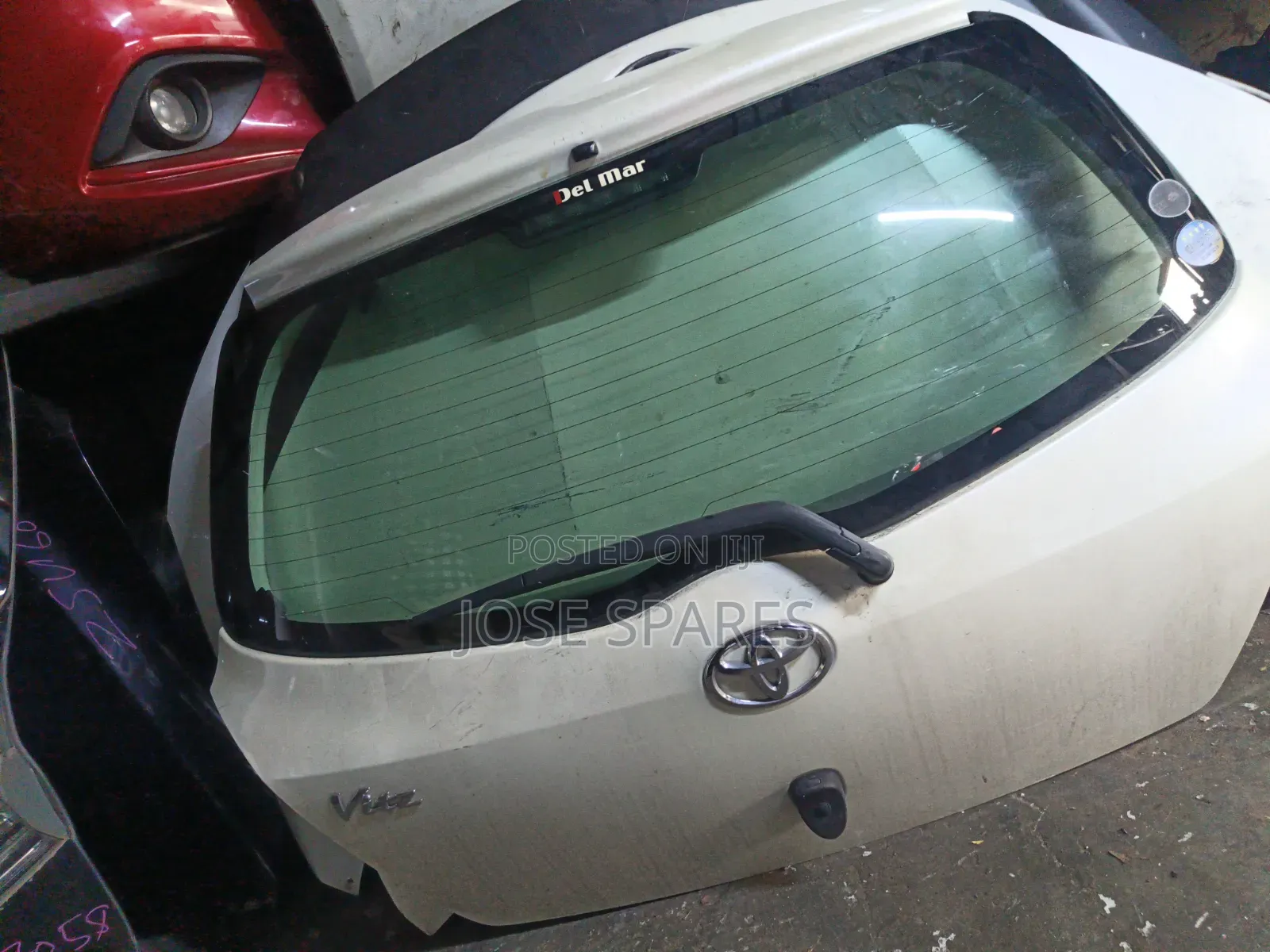 Toyota Vitz Tail Gate