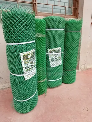 Chicken Plastic Mesh 1m by 25m