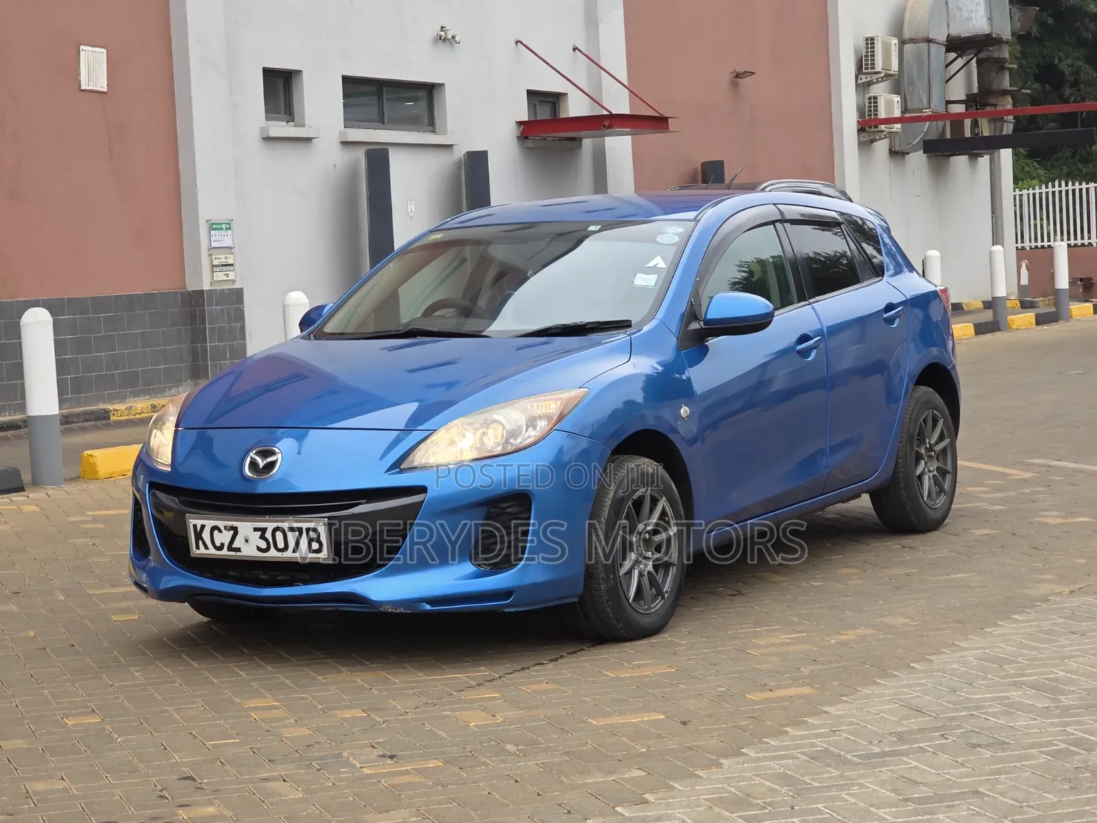 Mazda Axela 2012 Blue