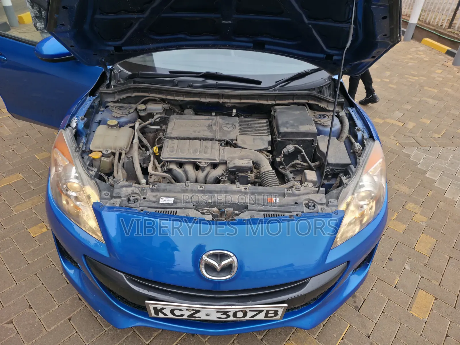 Mazda Axela 2012 Blue