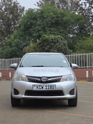 Toyota Corolla Fielder 2012 Silver