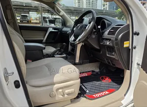 Toyota Land Cruiser Prado 2010 White