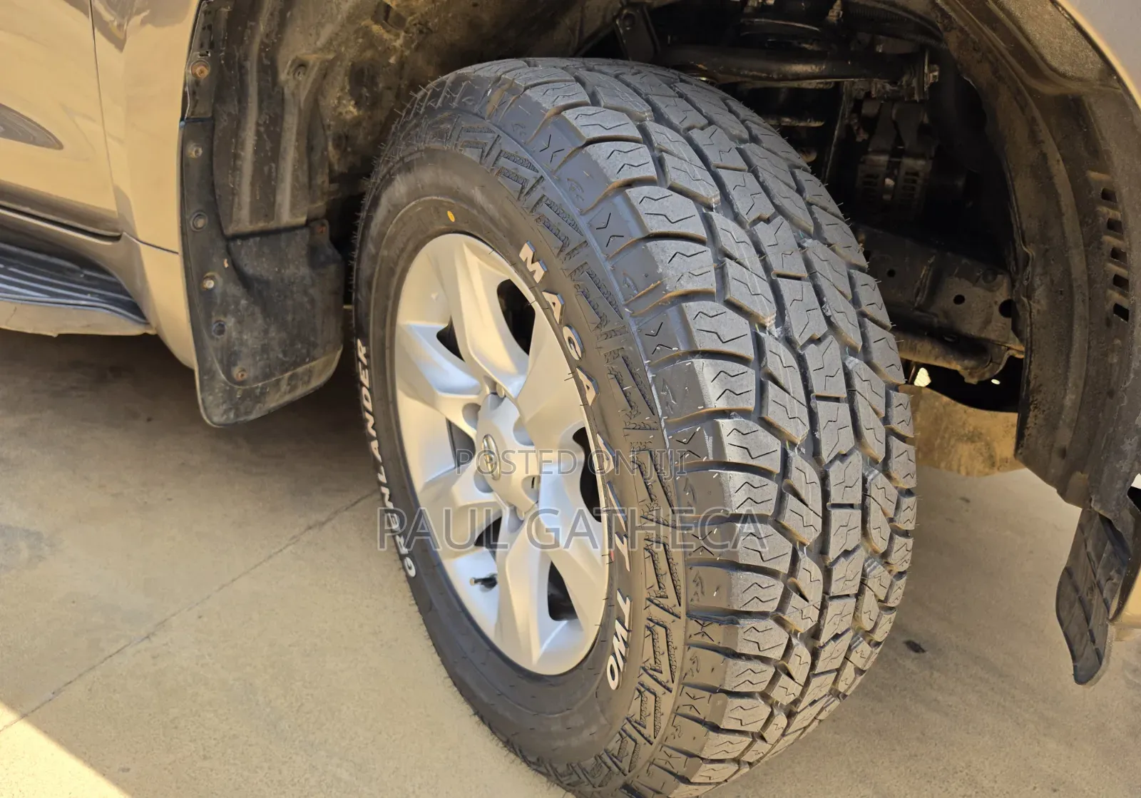 Toyota Land Cruiser Prado 2010 White