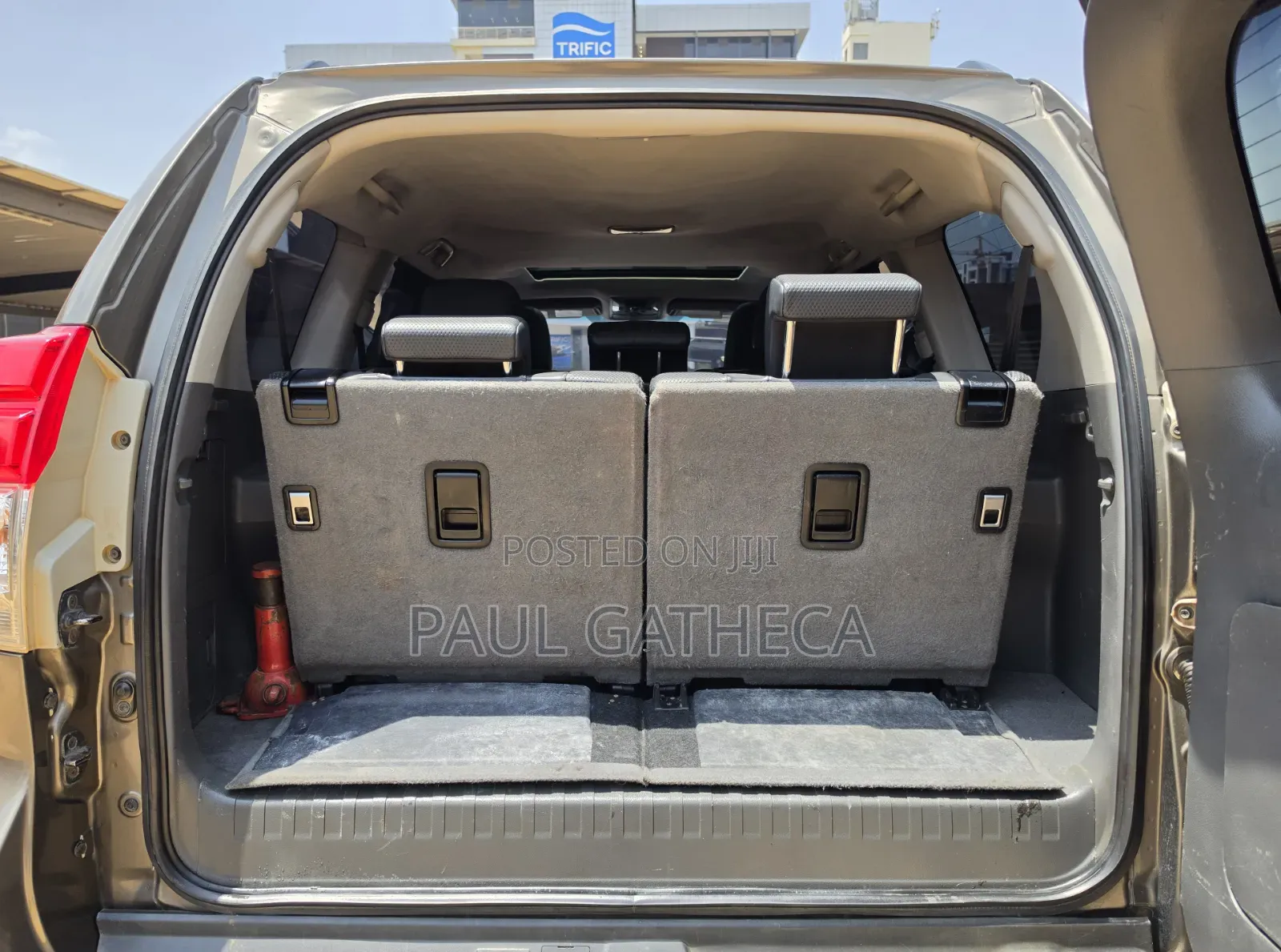 Toyota Land Cruiser Prado 2010 White