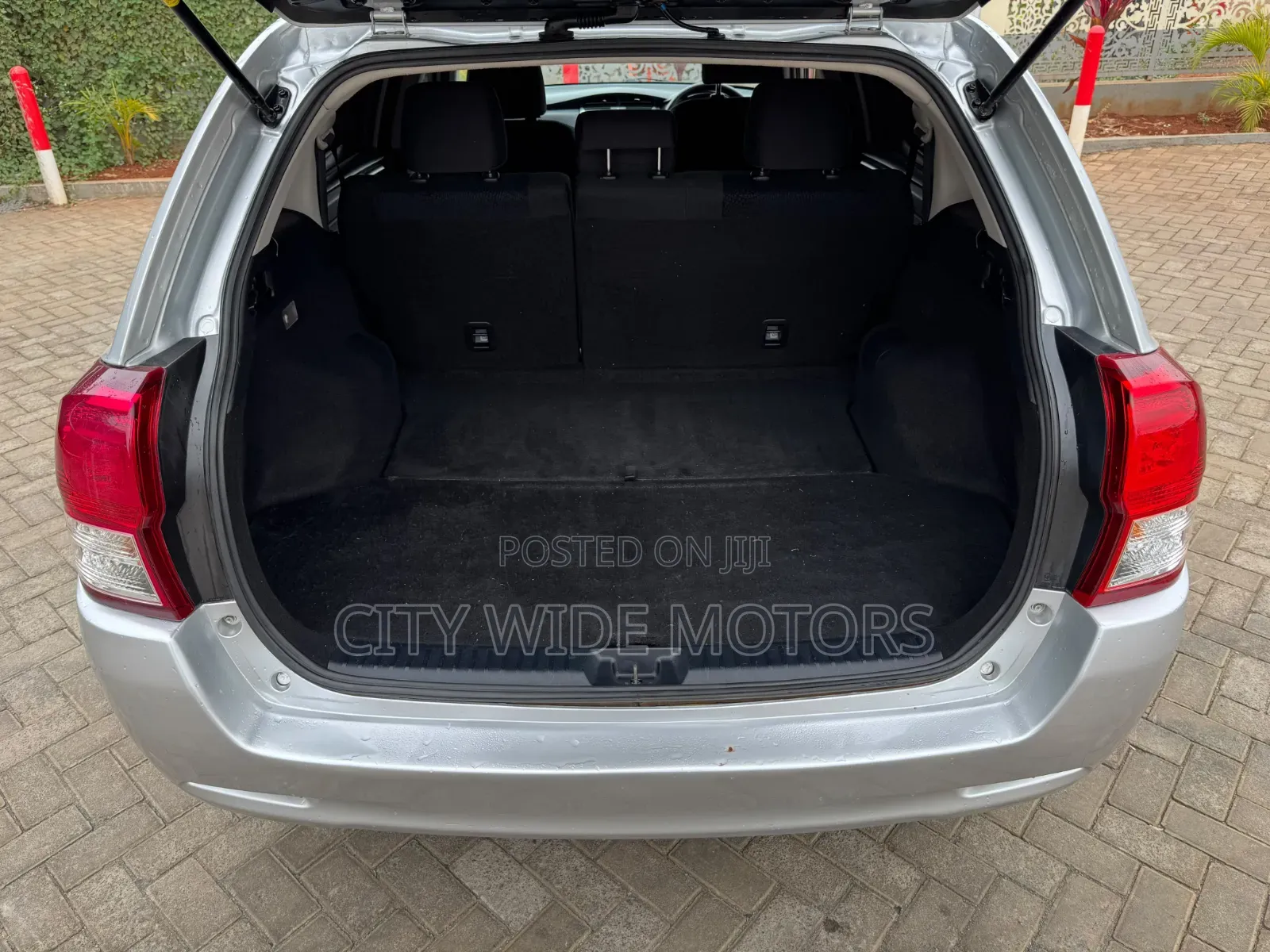 Toyota Corolla Fielder 1.5 Petrol AWD 2014 Silver