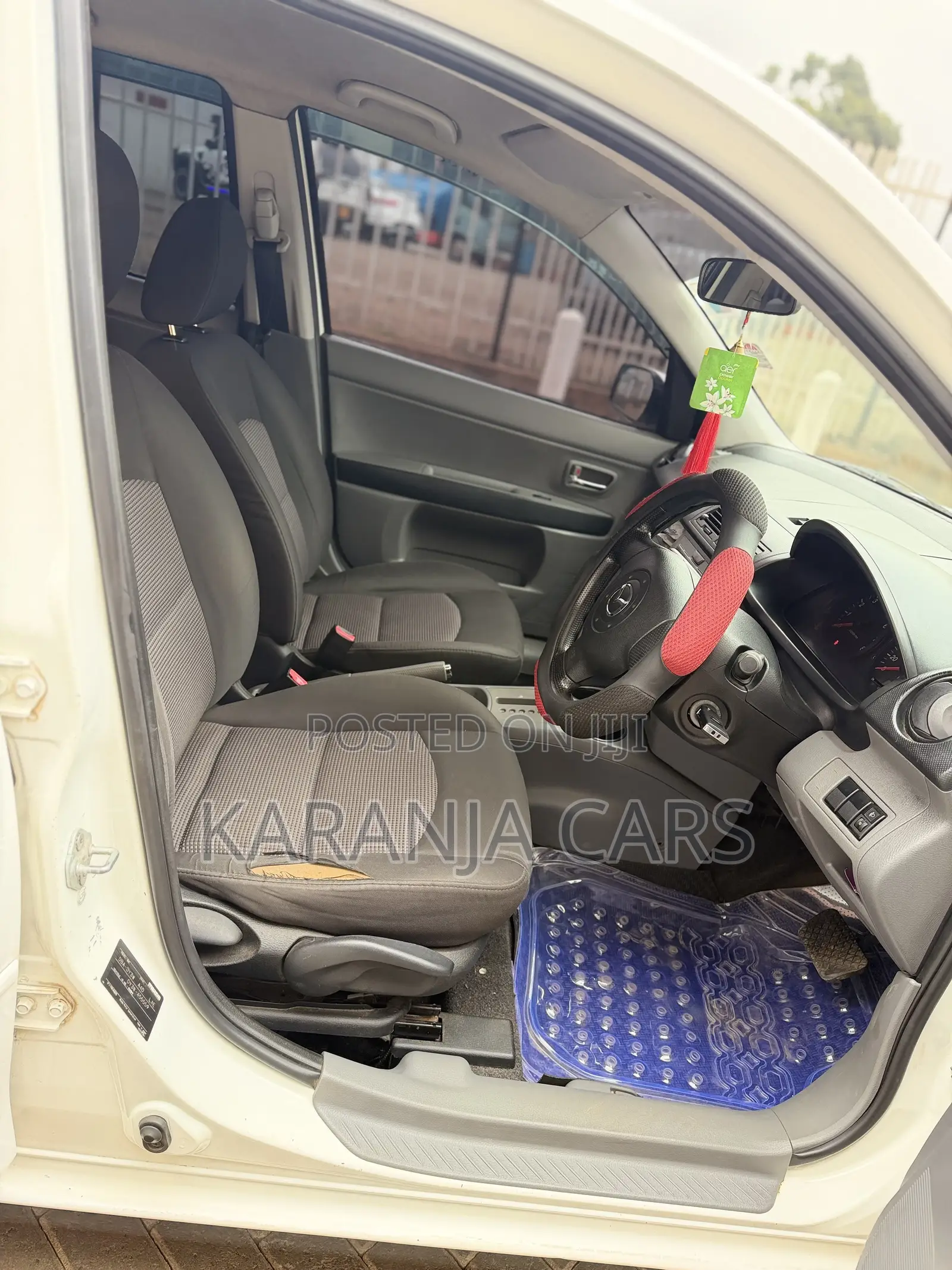 Mazda Demio 2006 White
