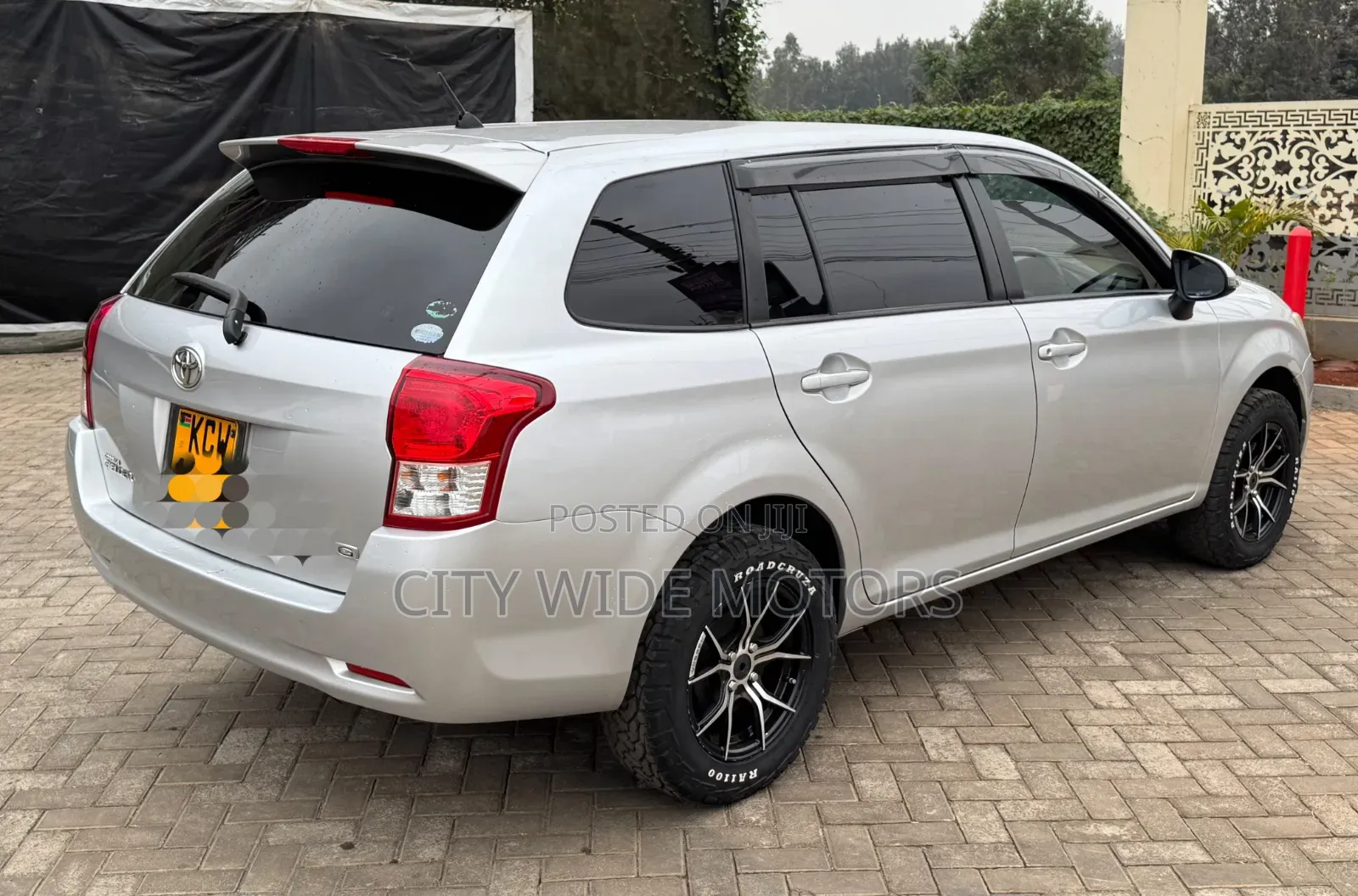 Toyota Corolla Fielder 1.5 Petrol AWD 2014 Silver