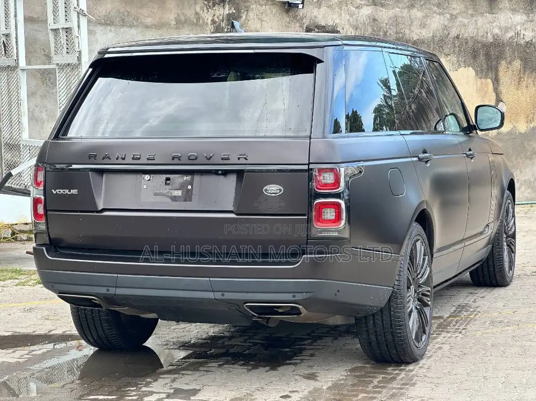 Land Rover Range Rover Vogue 2019 Red