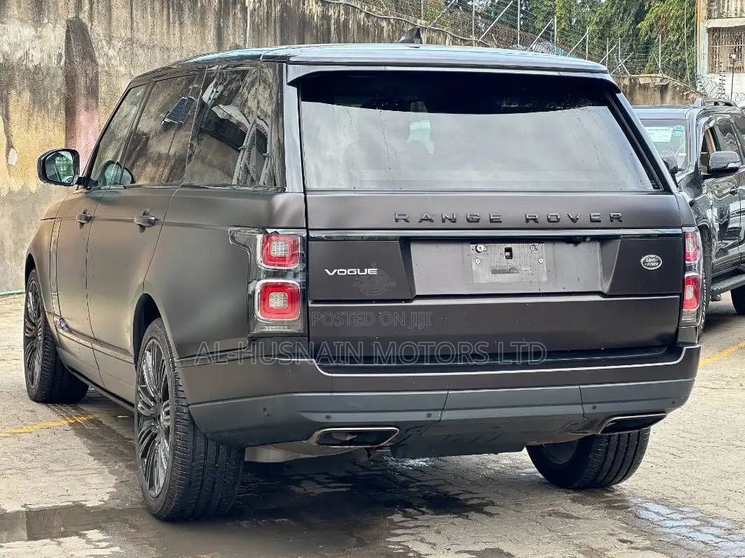 Land Rover Range Rover Vogue 2019 Red
