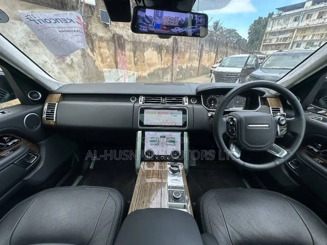 Land Rover Range Rover Vogue 2019 Red