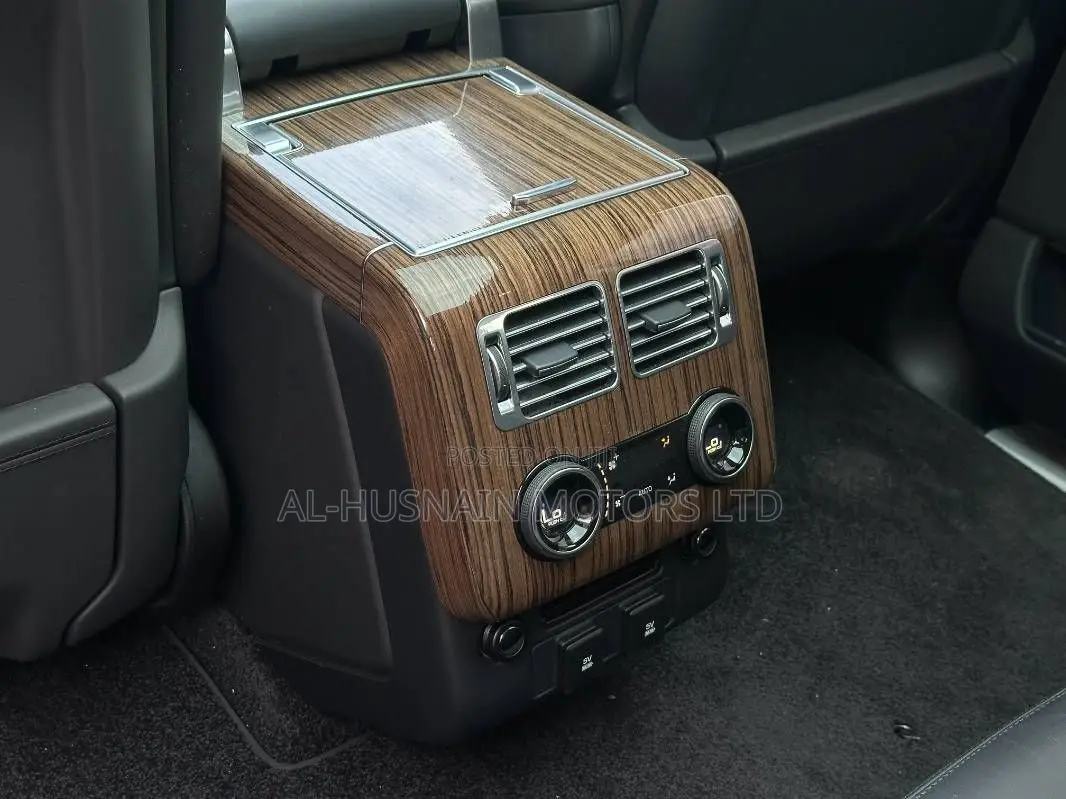 Land Rover Range Rover Vogue 2019 Red