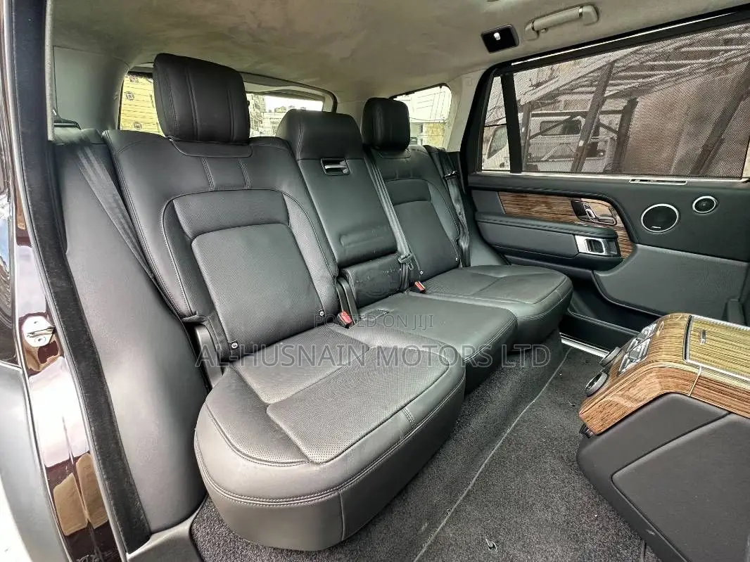 Land Rover Range Rover Vogue 2019 Red