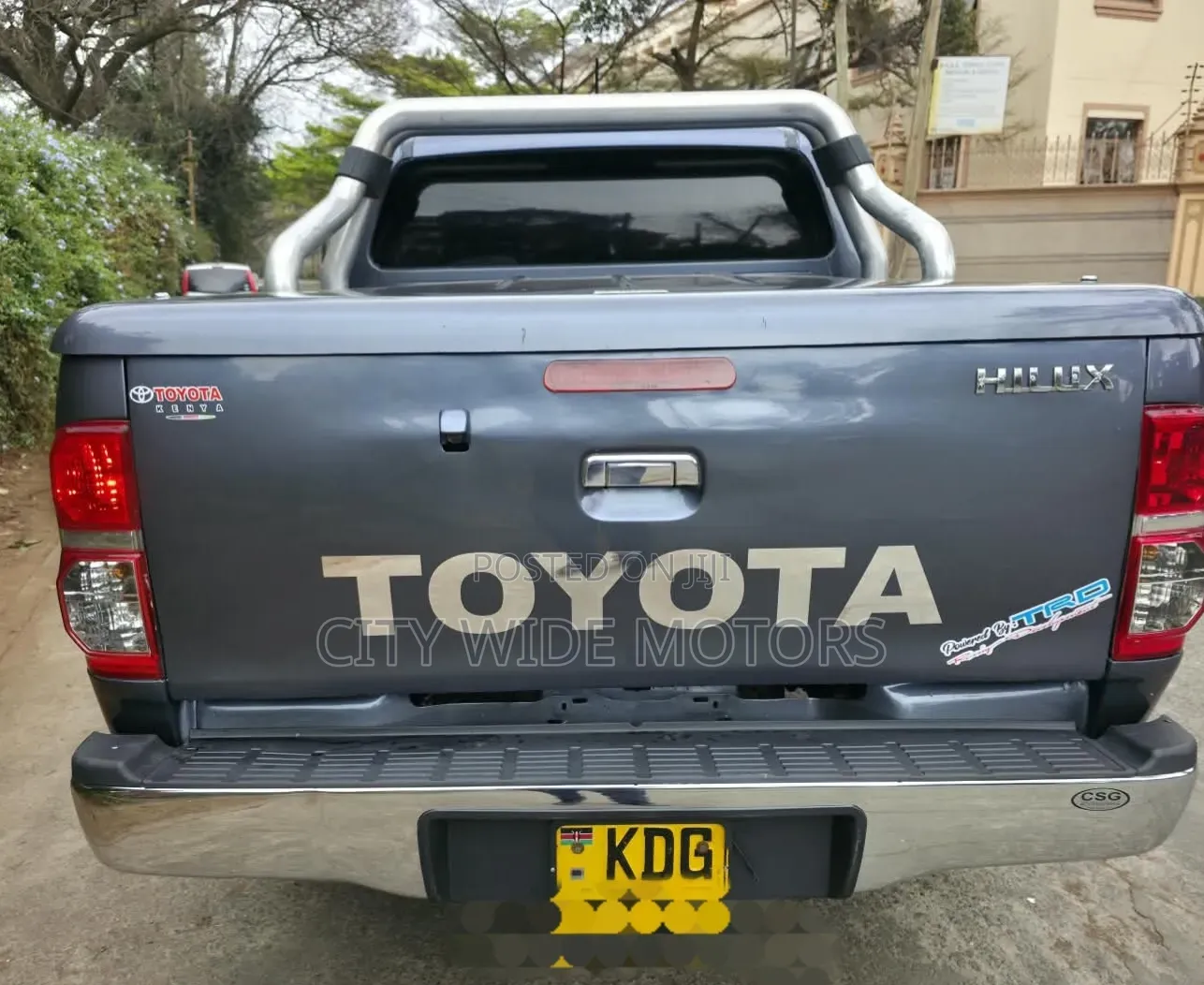 Toyota Hilux 2014 Gray