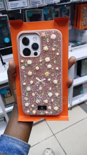 The Bling World Luxury Rhinestone Phone Case iPhone 14 Pro