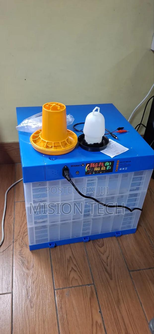 192 Eggs Automatic Incubator
* 