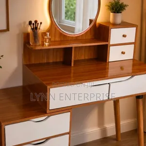 Executive Dressing Table With Light and Round Mirror