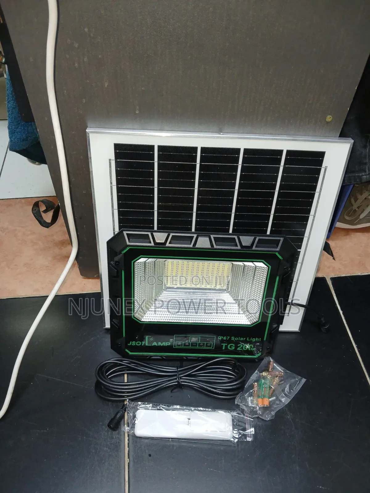 Jsot Tg 200w Solar Led Flood Light