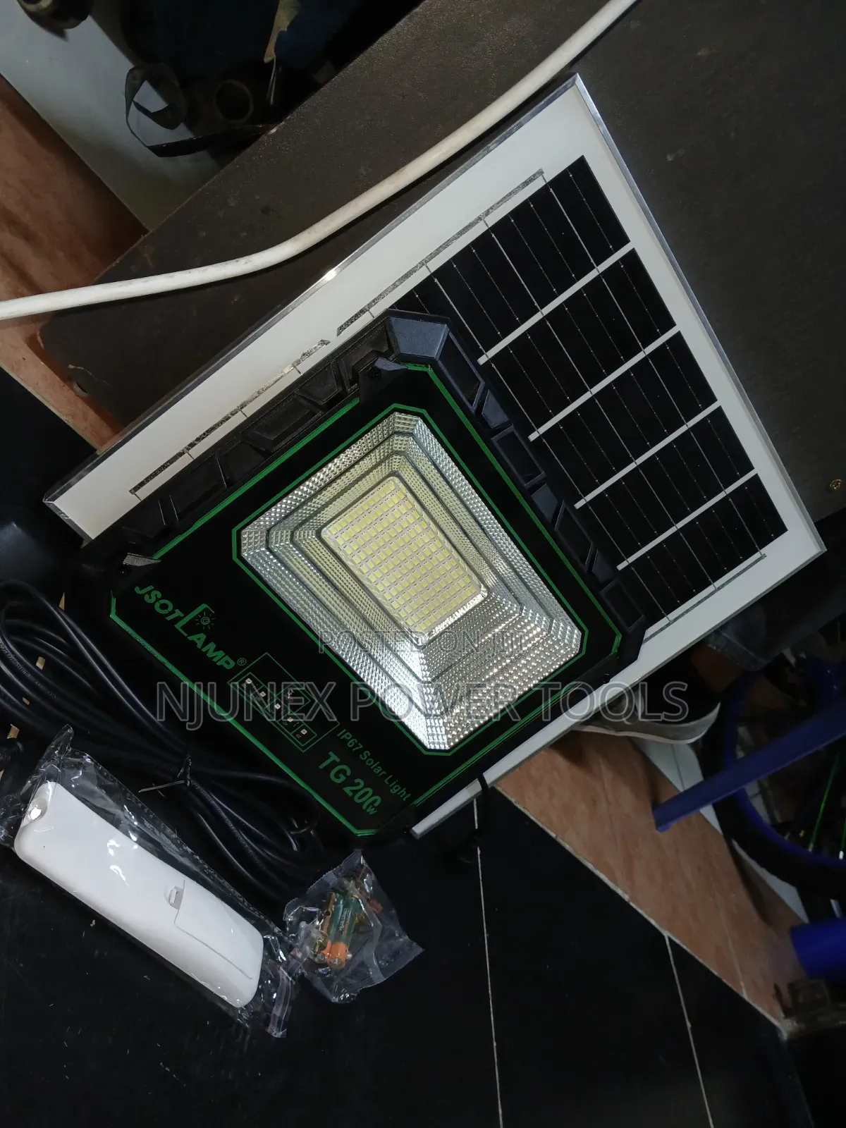 Jsot Tg 200w Solar Led Flood Light