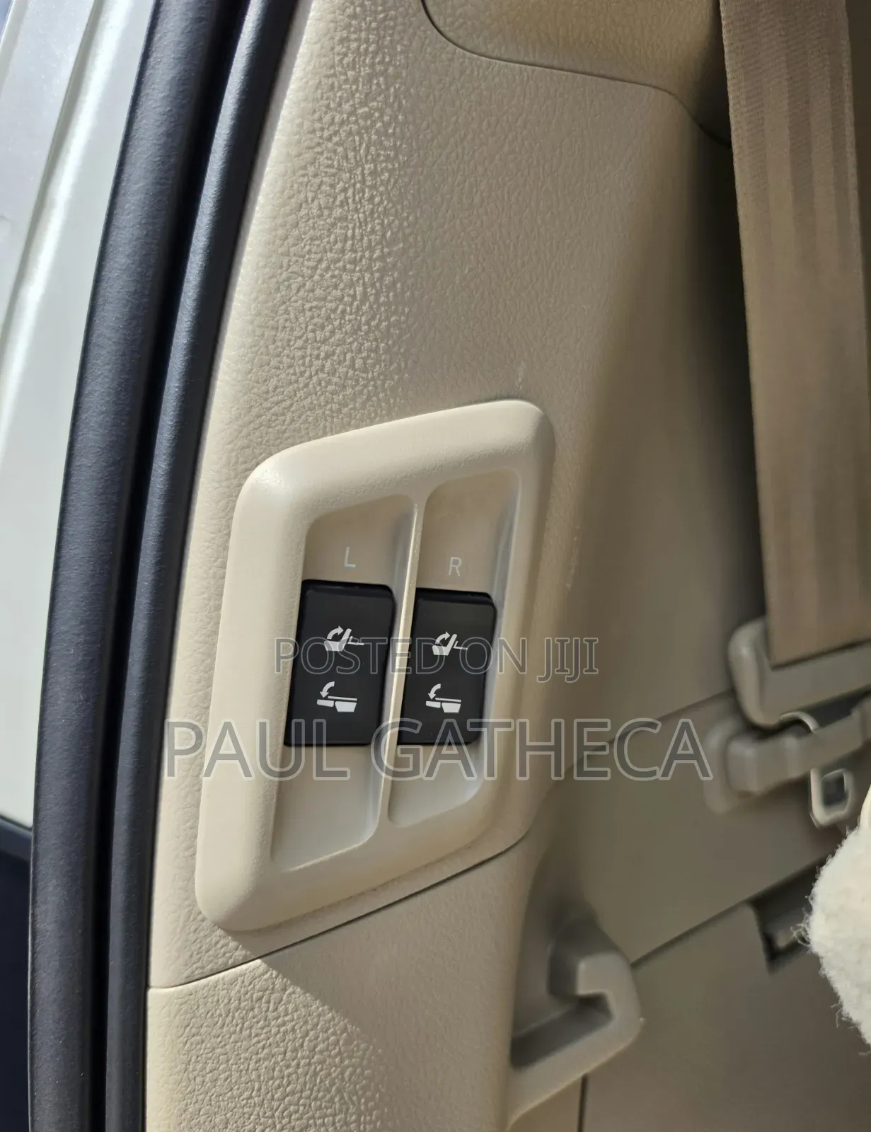 Toyota Land Cruiser Prado 2010 White
