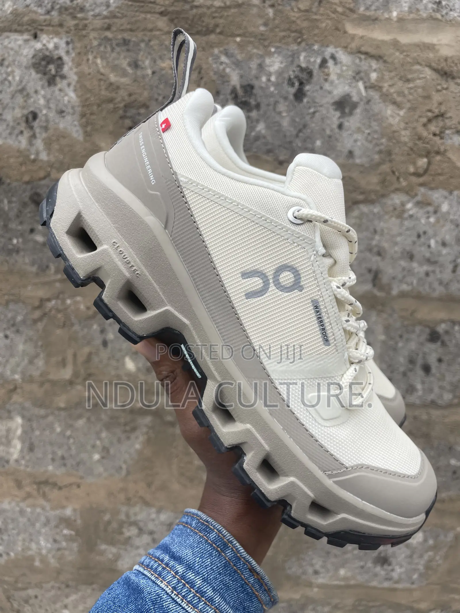Qc on Cloud Shoe Swissmade