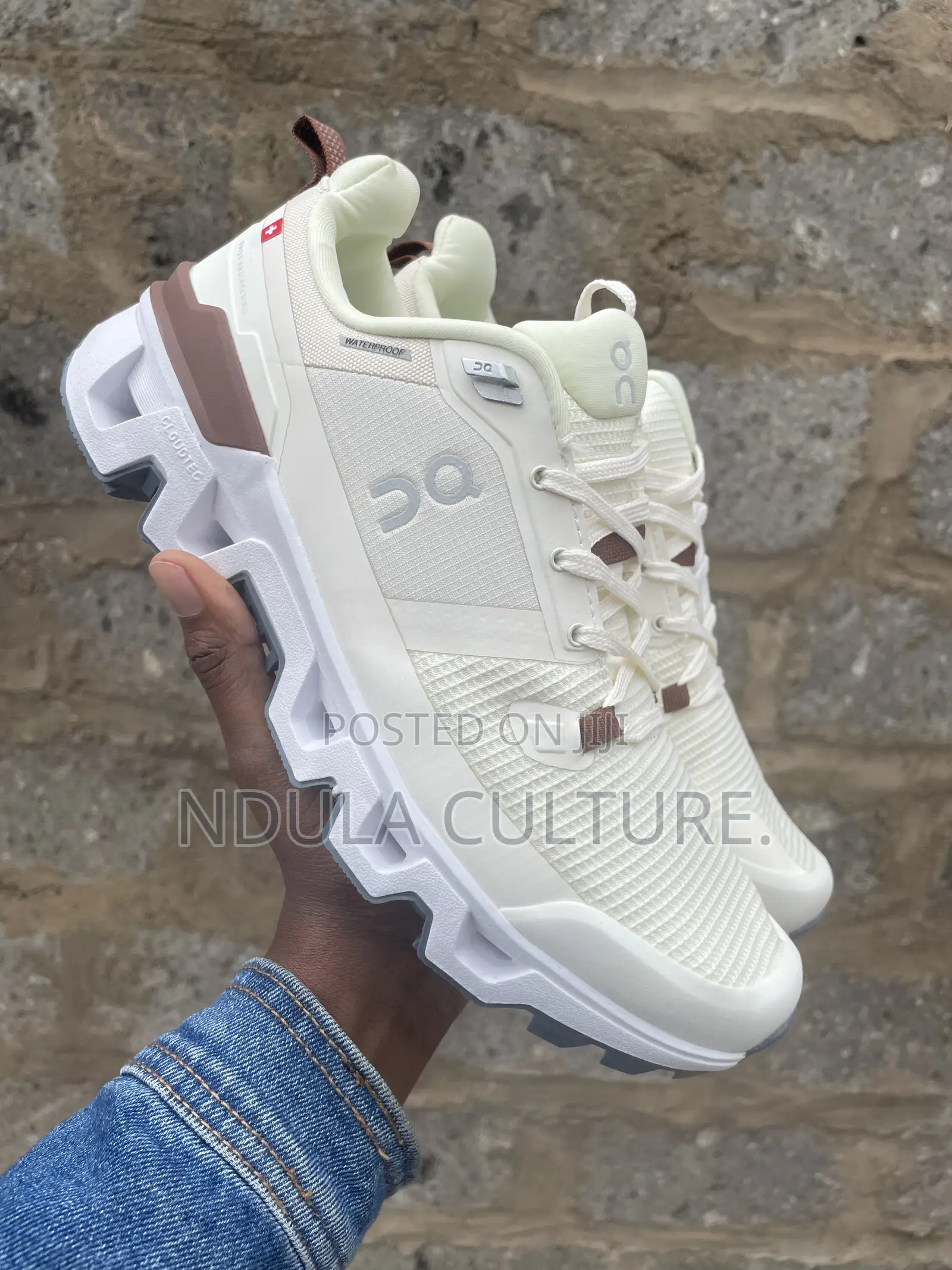 Qc on Cloud Shoe Swissmade
