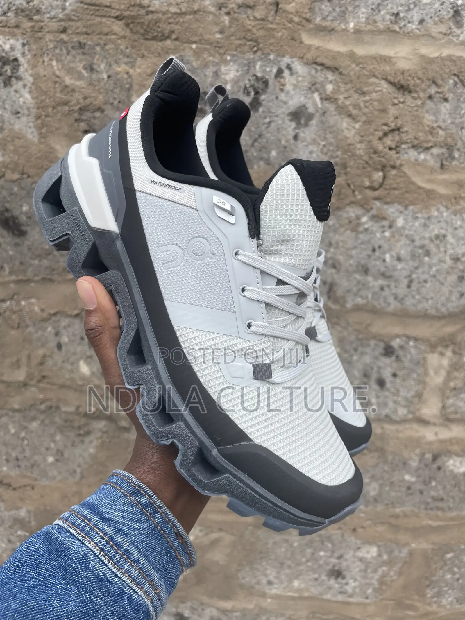 Qc on Cloud Shoe Swissmade