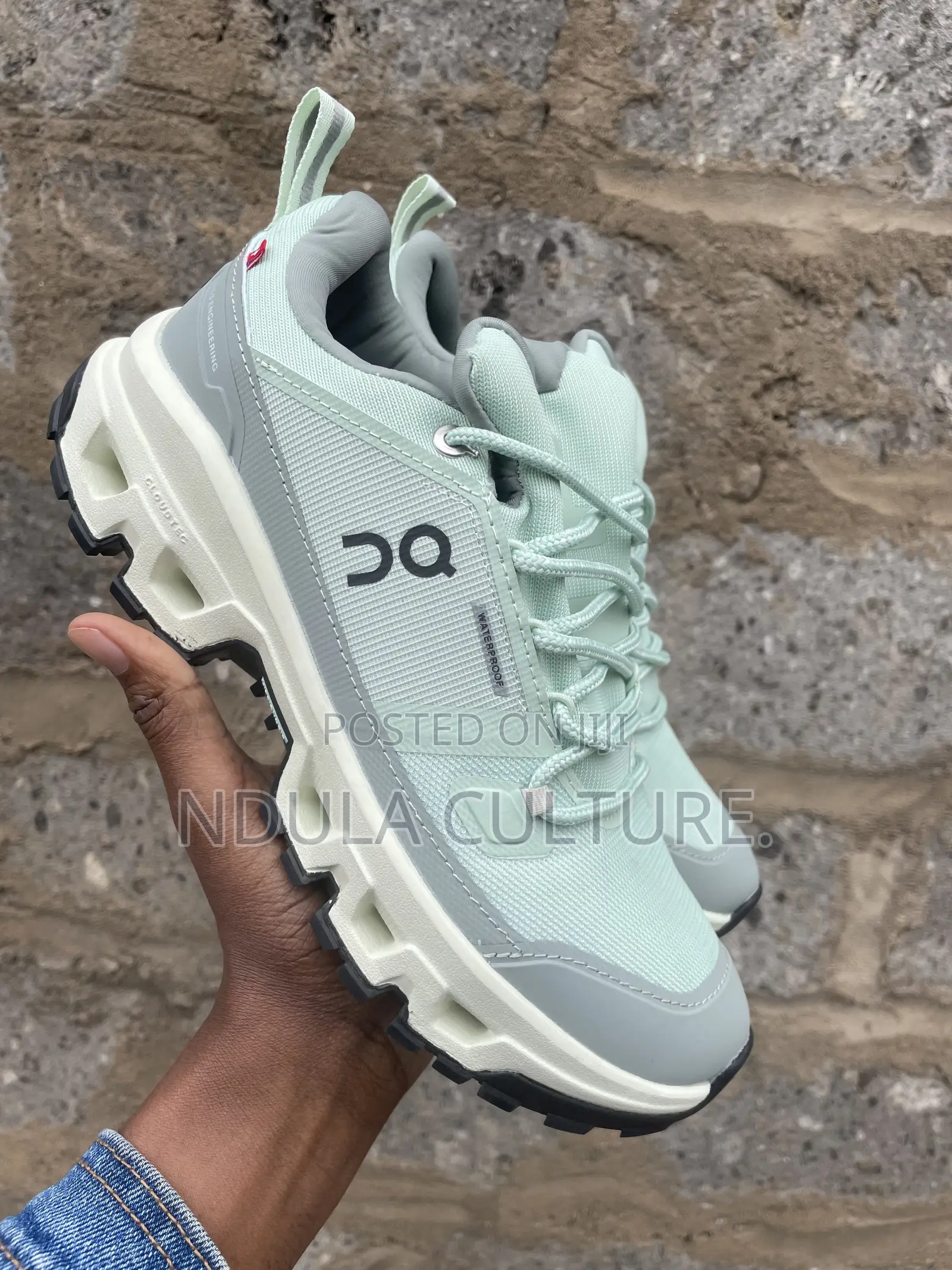 Qc on Cloud Shoe Swissmade