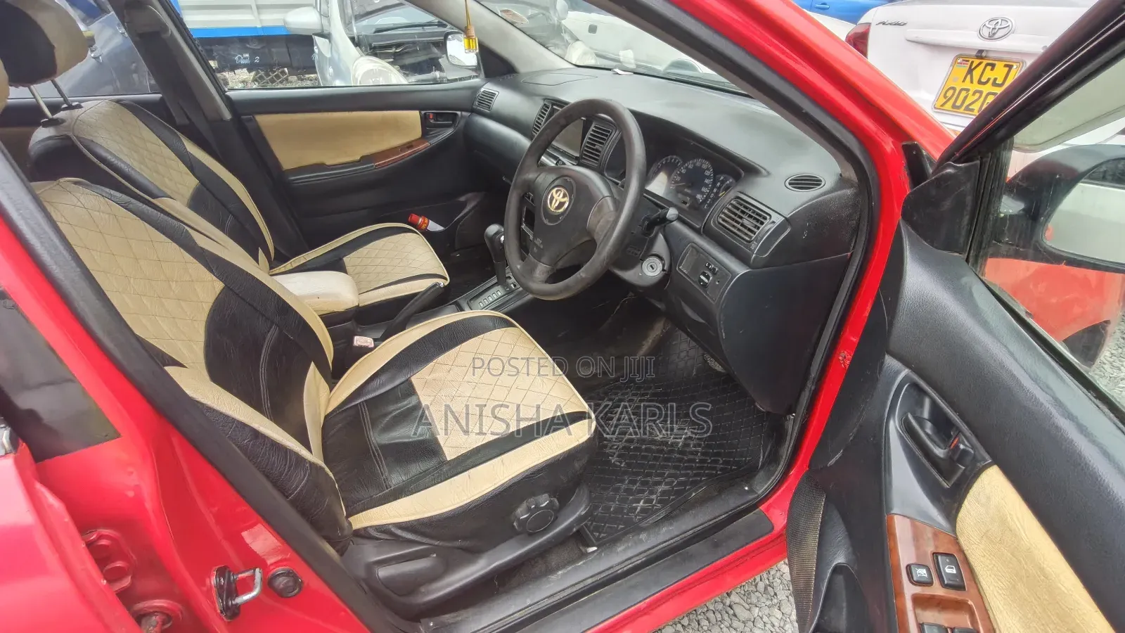 Toyota Corolla RunX 2005 Red