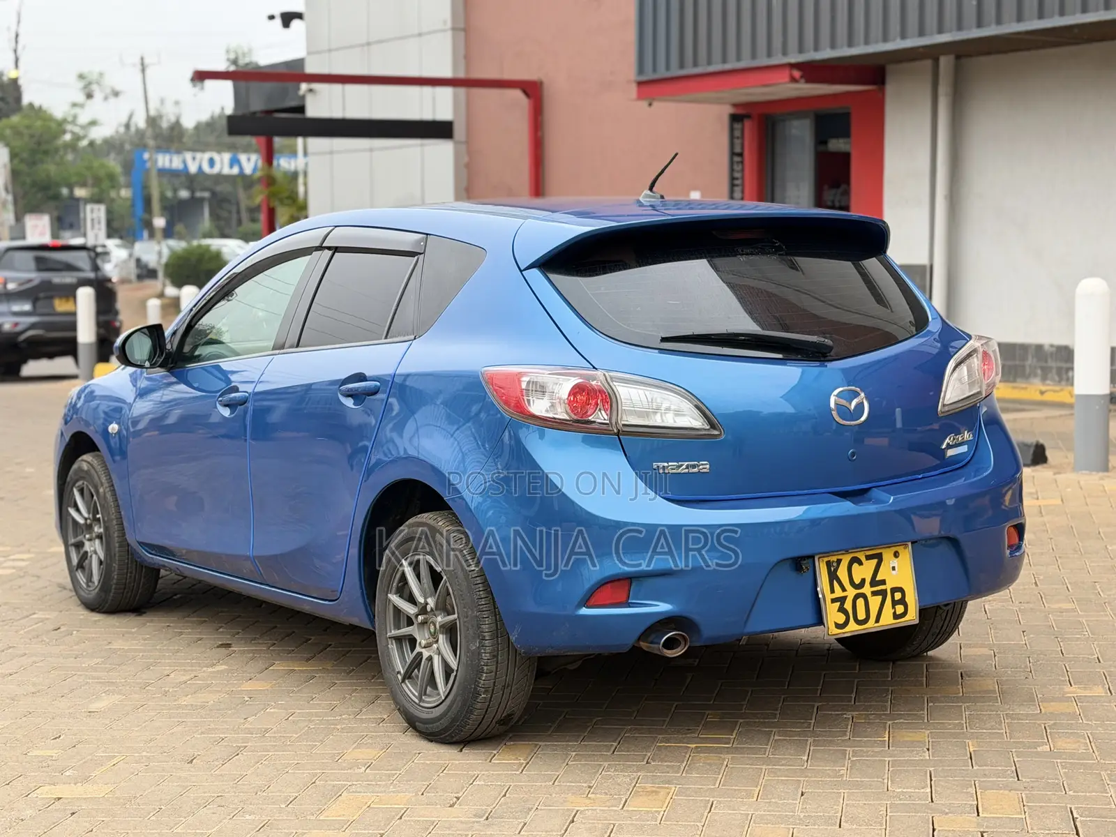 Toyota Vitz 1.5 FWD 5dr 2012 Blue