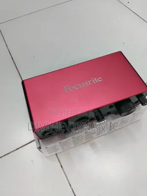 Focusrite Scarlett 2i2 Sound Card