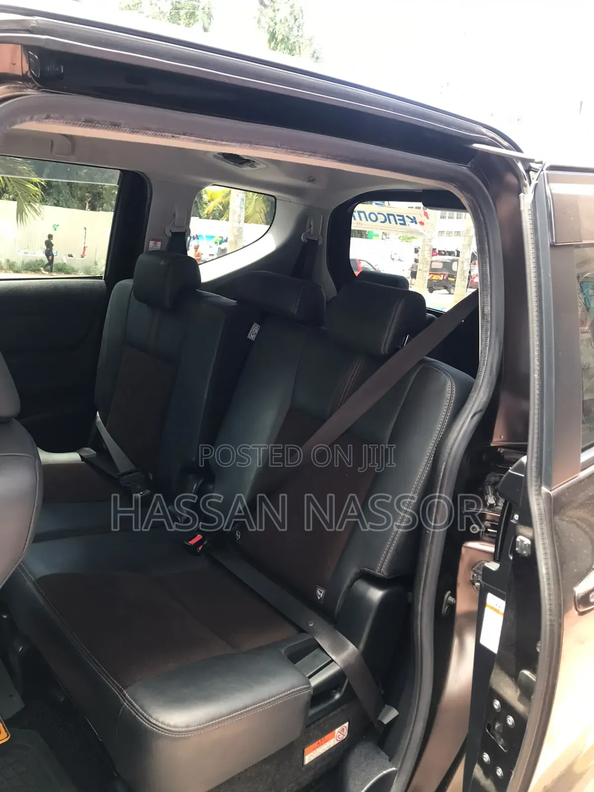 Toyota Sienta 2019 Brown