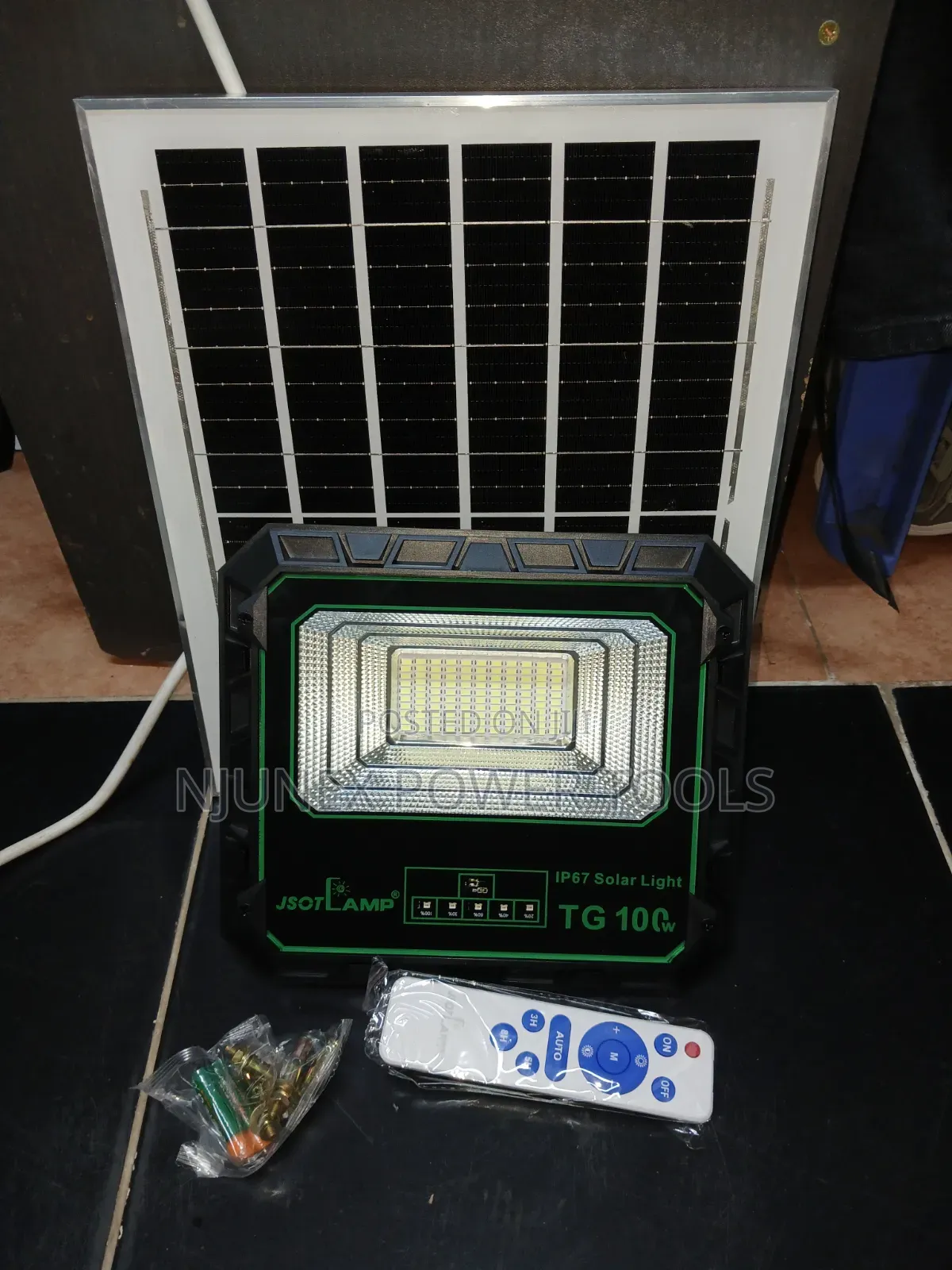 Jsot Tg 100w Ip67 Solar Led Flood Light