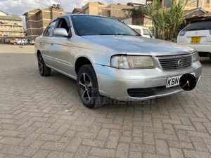 Nissan Sunny 2003 Silver