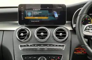 Mercedes-Benz C200 2019 Blue