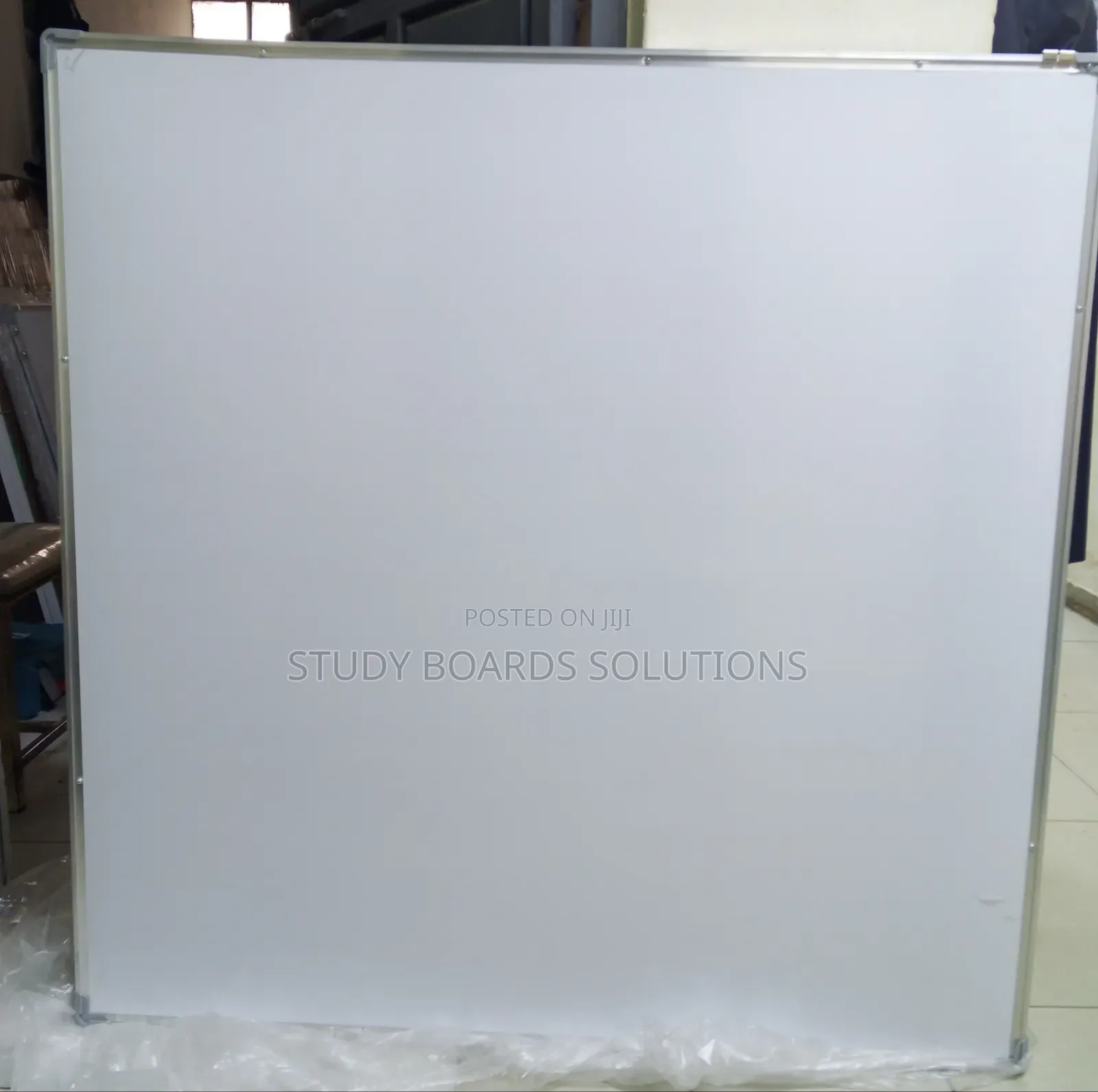 120cm × 120cm Middle-Size Whiteboard — Perfect for Smaller Classrooms