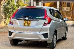 Honda Fit 2016 Silver