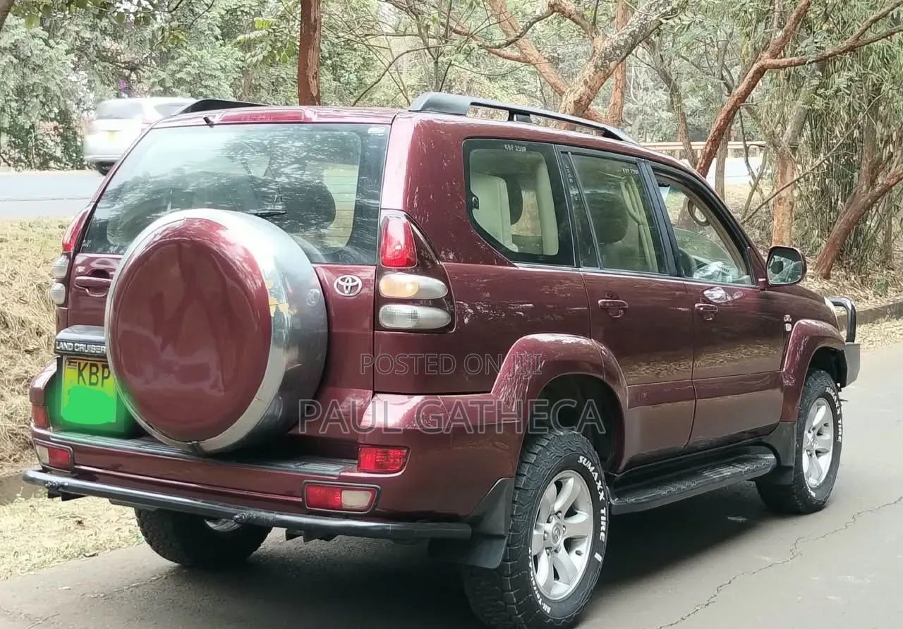 Toyota Land Cruiser Prado 2005 Maroon