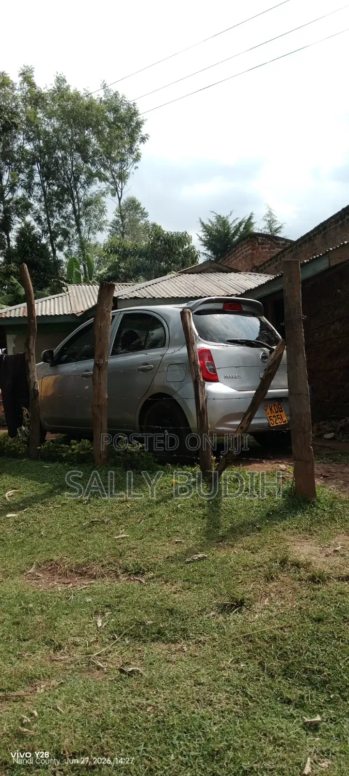 Nissan March 1.2 AWD 2014 Silver