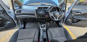 Honda Fit 2017 Silver