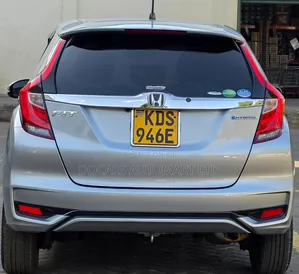 Honda Fit 2017 Silver