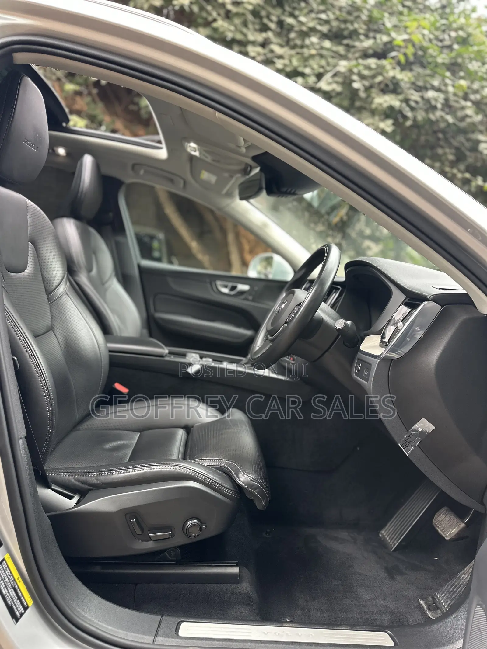 Volvo XC60 2020 Silver