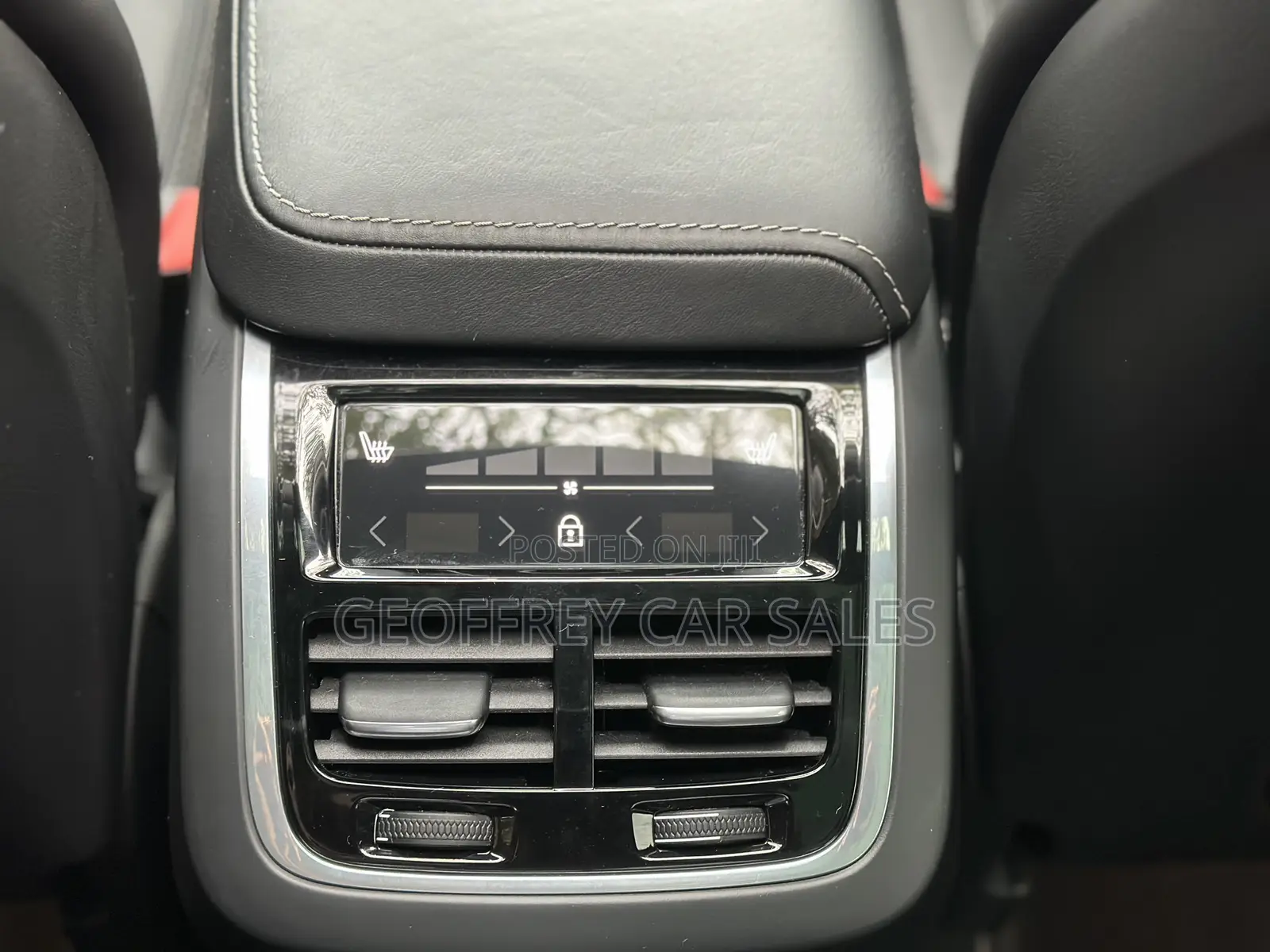 Volvo XC60 2020 Silver