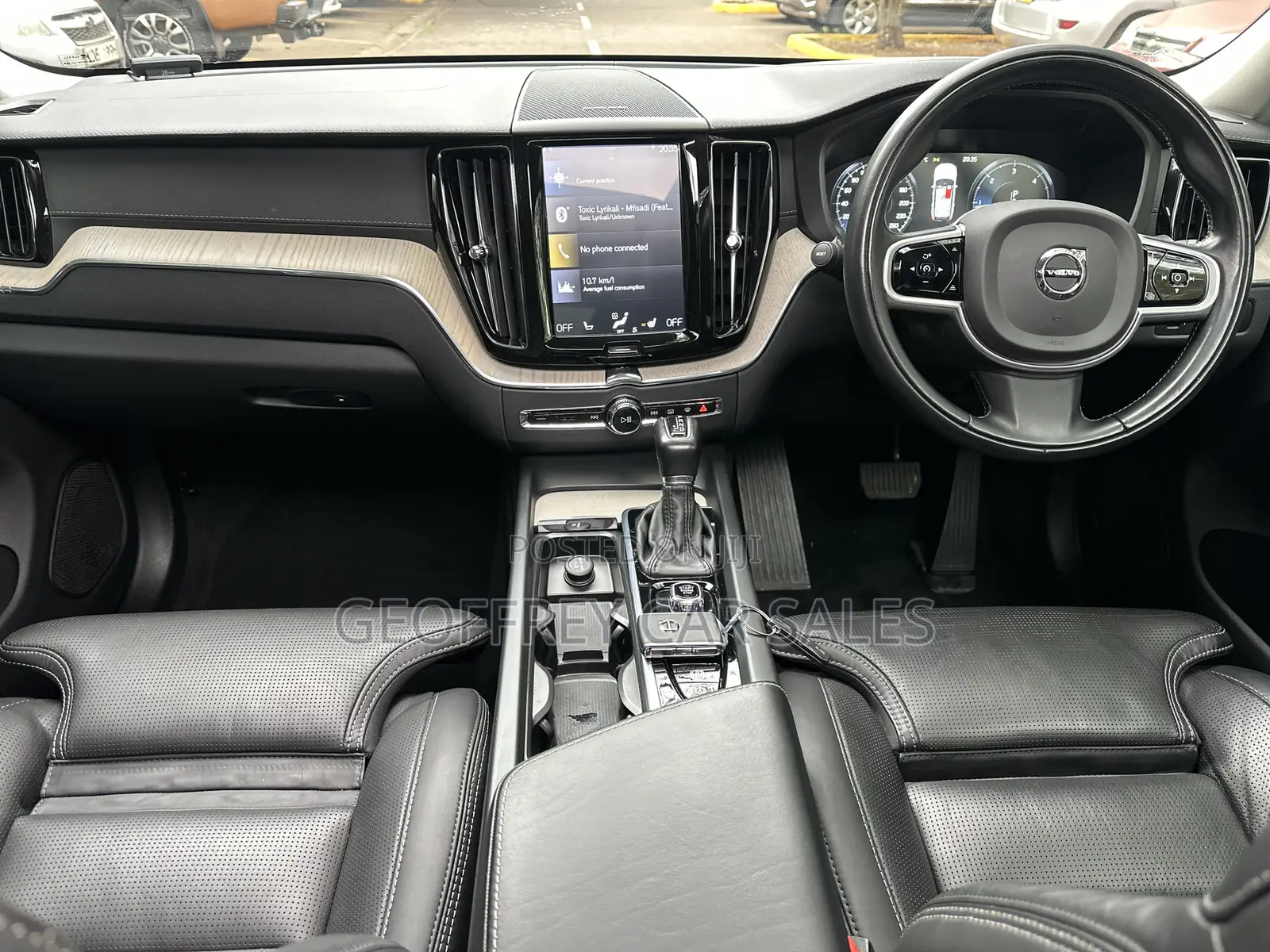Volvo XC60 2020 Silver
