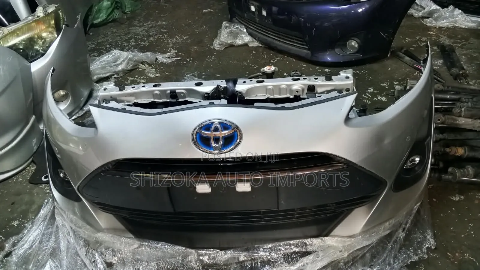 Toyota Aqua 2017 Nosecut