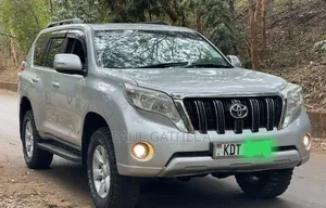 Toyota Land Cruiser Prado 2013 Silver