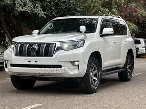 Toyota Land Cruiser Prado 2.8 2021 White