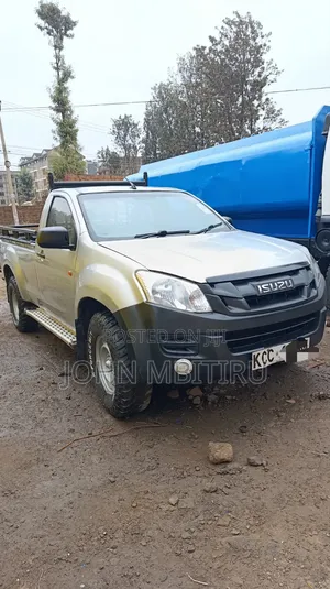 Isuzu D-MAX 2014 Gray