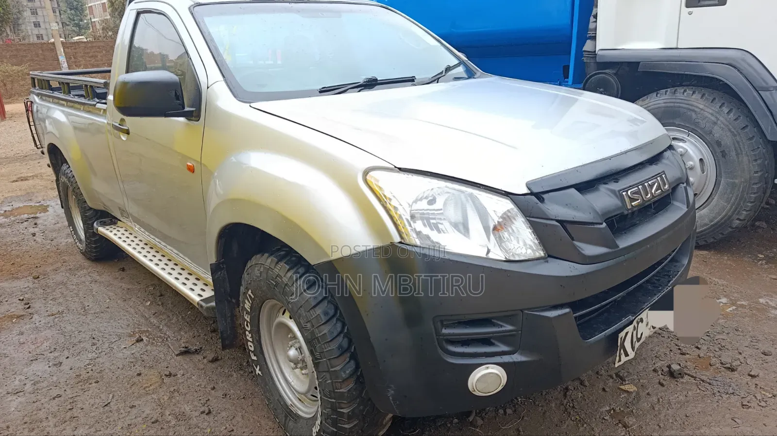 Isuzu D-MAX 2014 Gray