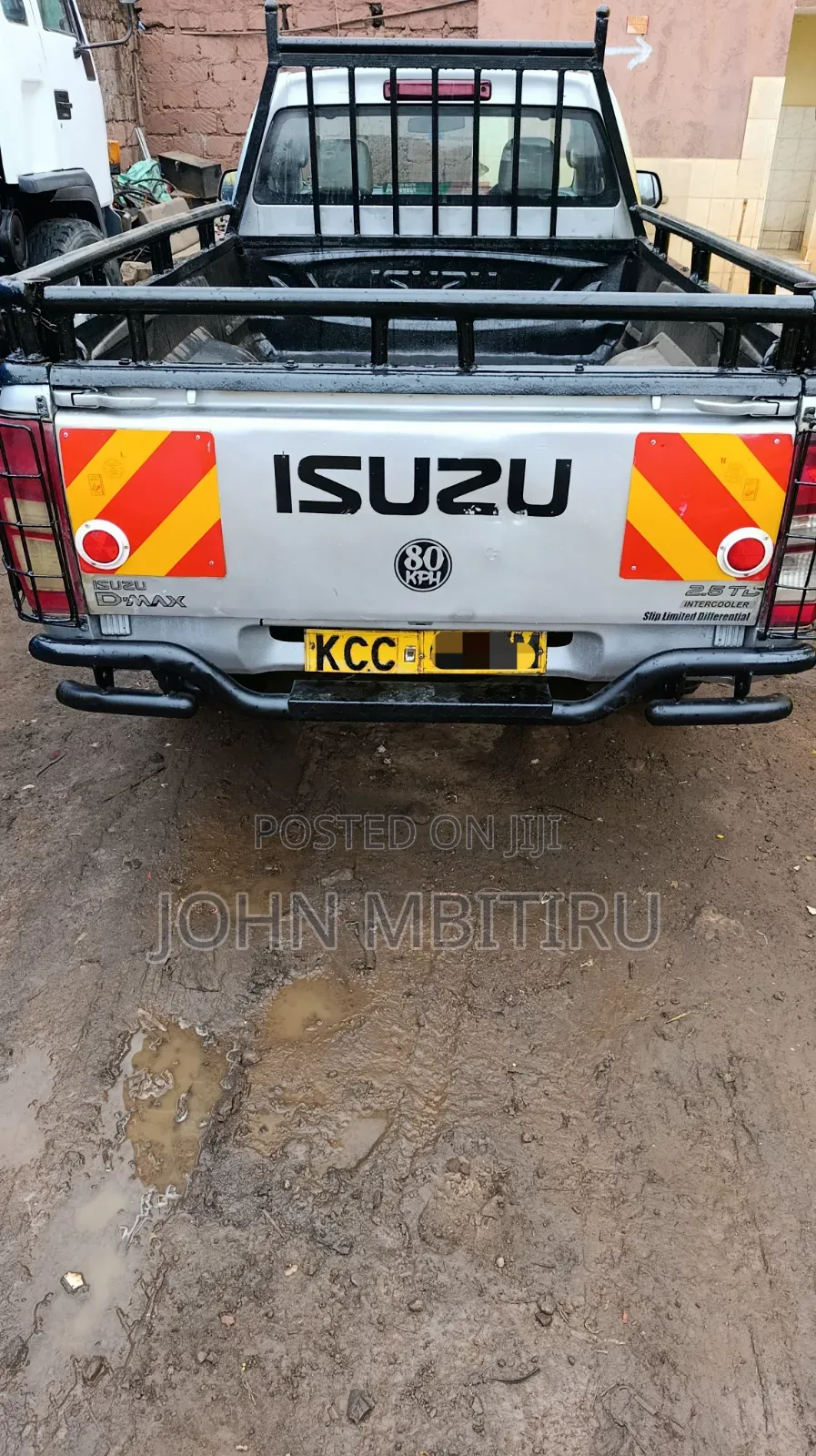 Isuzu D-MAX 2014 Gray