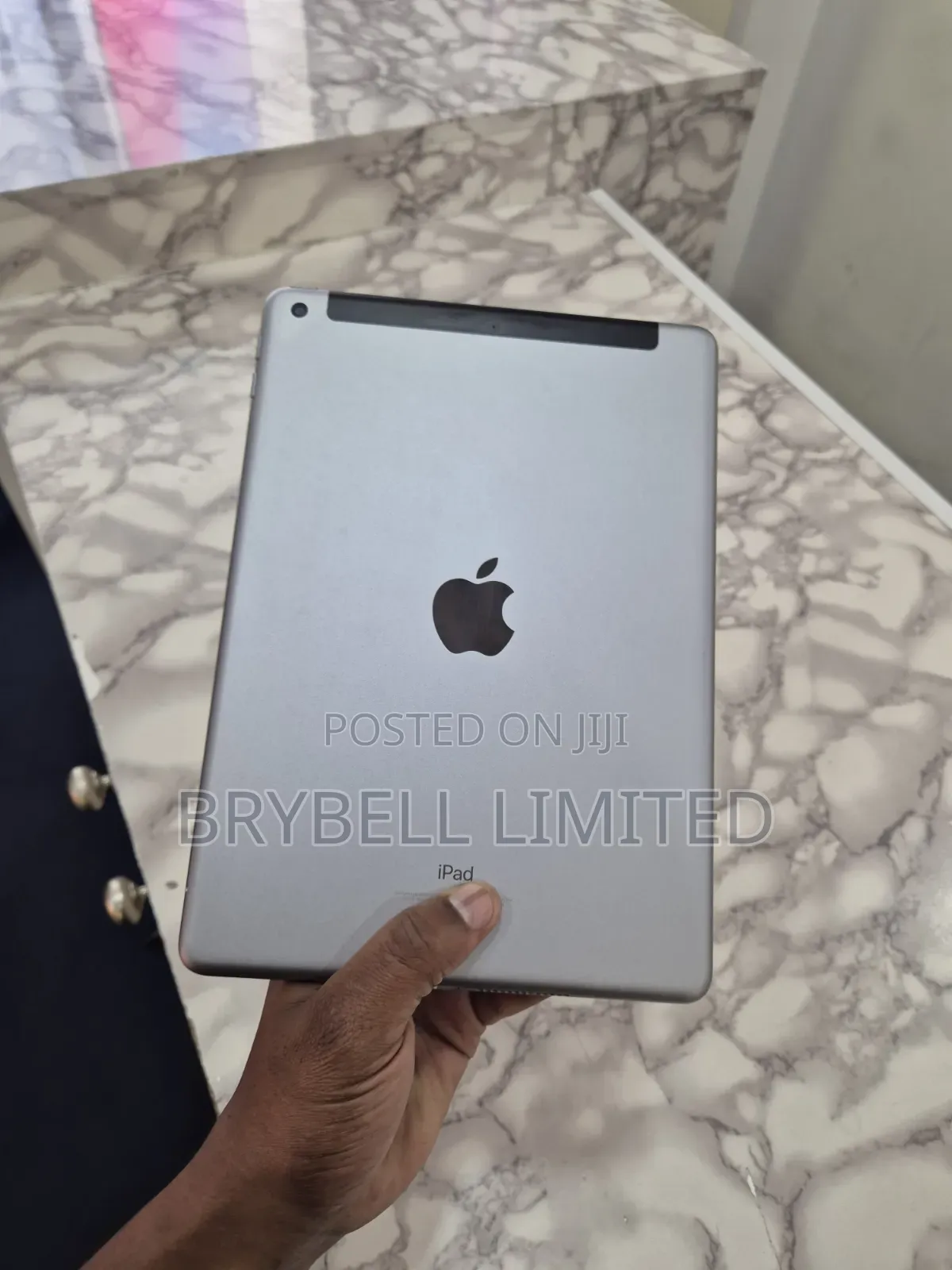Apple iPad 9.7 32 GB Silver